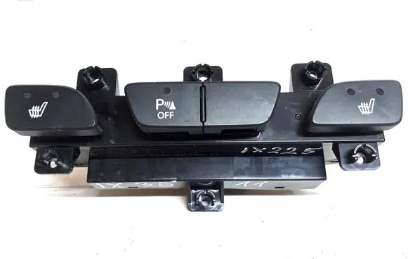 Hyundai ix35 Seat heating switch 933102Y100 846202Y920