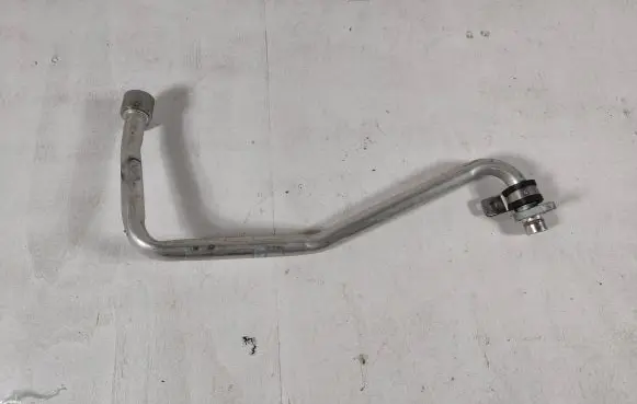 Dacia Sandero Air conditioning (A/C) pipe/hose 8200670812