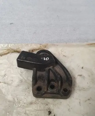 KIA Ceed Engine mount bracket