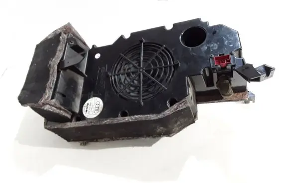 Audi A6 Allroad C5 Subwoofer speaker 4B9035382