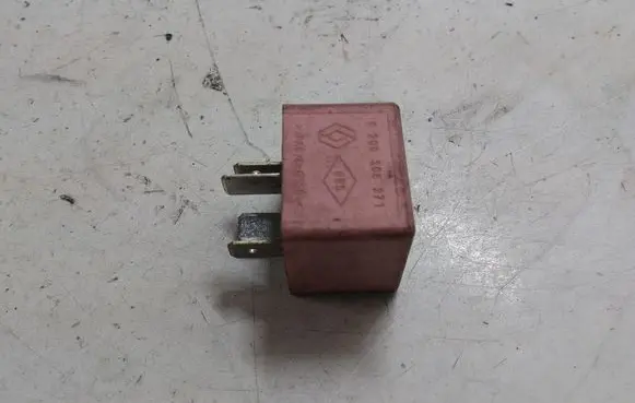 Renault Laguna II Other relay 8200308271