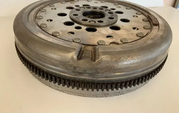 Mercedes-Benz CLA C117 X117 W117 Flywheel A2700301005