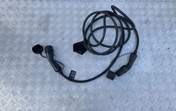 Volvo C40 Electric car charging cable 32324392