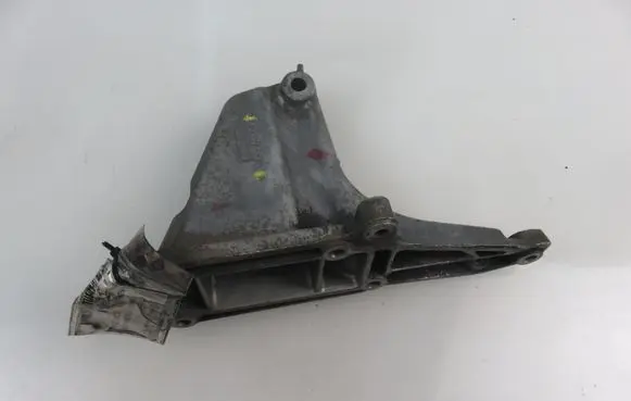 Mercedes-Benz CL C215 Engine mounting bracket A1132230204