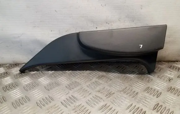 Opel Movano B Other front door trim element 802930009R