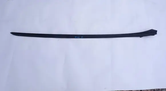 BMW 2 F46 Windshield trim 7331508