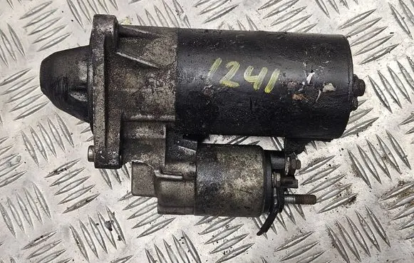 Opel Signum Starter motor 55353857 55585237