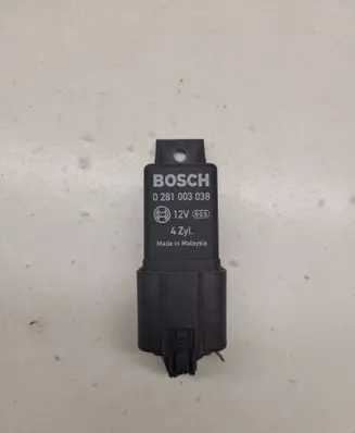 Audi A3 S3 8P Glow plug pre-heat relay 038907281D 0281003038