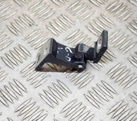 Skoda Octavia Mk3 (5E) Rear door upper hinge 8K0831402E