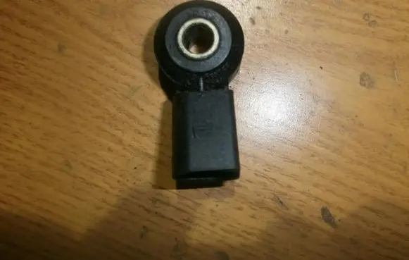 Detonation knock sensor