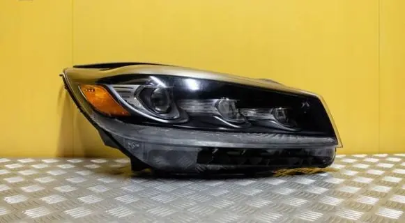 KIA Sorento Headlight/headlamp 92102-C6 2614