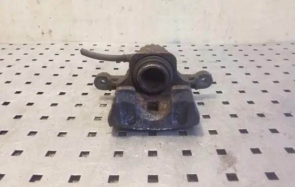 KIA Sorento Rear brake caliper