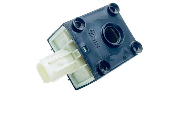 Mazda CX-30 Sensor BCKA676B1