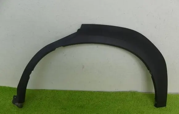 Suzuki SX4 S-Cross Rear arch trim 77261-63T0