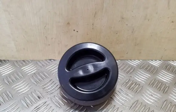 Opel Antara Spare wheel bolt 