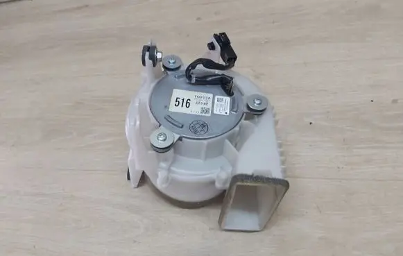 Toyota Auris E180 Air conditioning (A/C) fan (condenser) G9230-12010