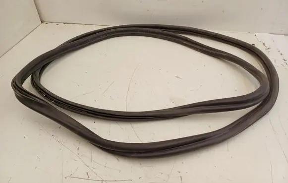 Mini Paceman (R61) Trunk rubber seal (body) 9808988