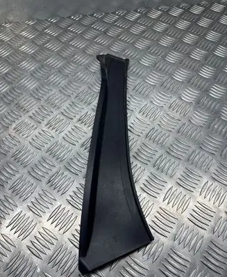 Nissan 370Z Rear/tail light trim molding 63054