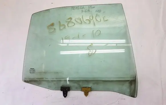 Nissan Primera Rear door window glass