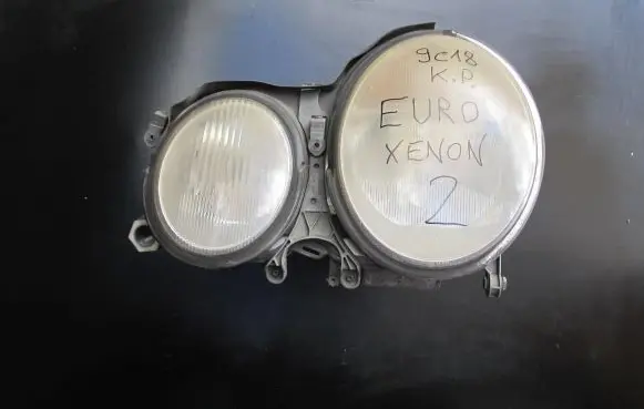 Mercedes-Benz E W210 Headlight/headlamp 15060700 5DV00776021