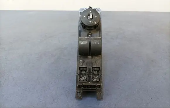 Ford Fiesta Electric window control switch C1BT14A132BA