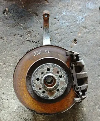 Mercedes-Benz ML W164 Front wheel hub