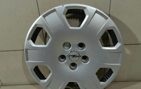 Opel Signum R16 wheel hub/cap/trim 13102459