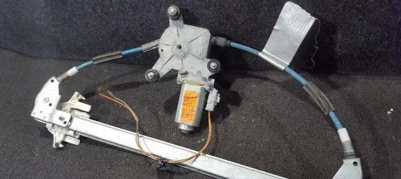 Peugeot 406 Sliding door window regulator with motor