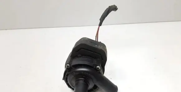 Mercedes-Benz R W251 Electric auxiliary coolant/water pump 02775814