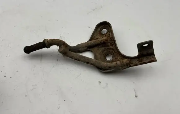 Mercedes-Benz E W212 Muffler mount bracket/holder 