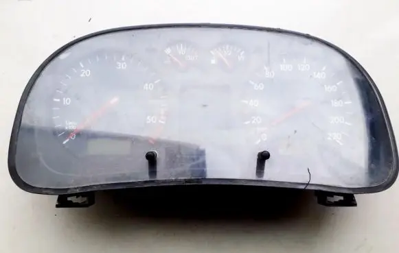 Volkswagen Golf IV Speedometer (instrument cluster) 1035100002 1J0920805E