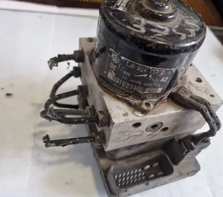 Audi A3 S3 8P ABS Pump 1J0907379P