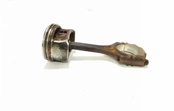 Volkswagen PASSAT B6 Piston 03C103AA