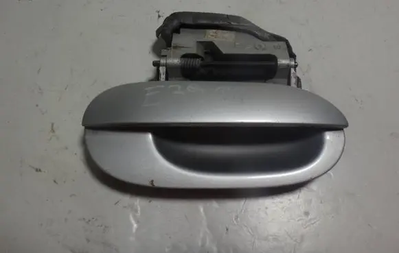 BMW 5 E39 Front door exterior handle