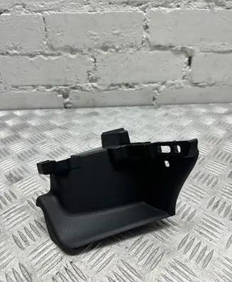 Audi A3 S3 8V Seat belt trim 8V0863424