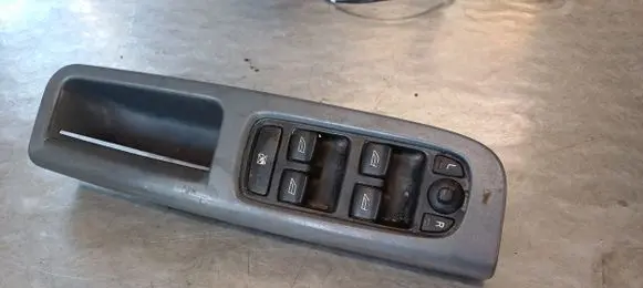 Volvo V50 Electric window control switch 30795081