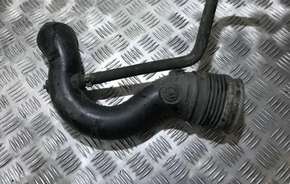 Peugeot Partner Air intake hose/pipe 9627650580