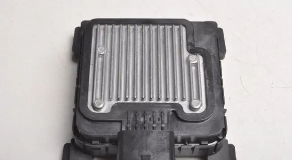 Volvo V50 Fuel pump relay 30769225