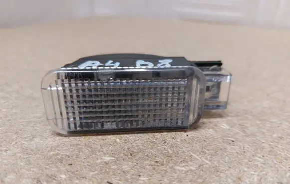 Audi A4 S4 B8 8K Other interior light 094741