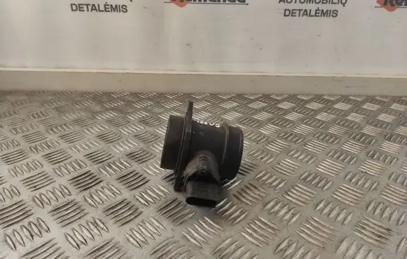 Audi A4 S4 B5 8D Mass air flow meter 0280218063 06A9064611