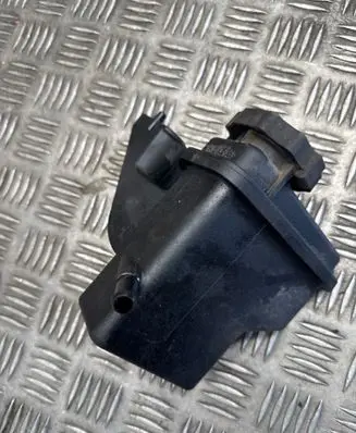 Mercedes-Benz SLK R172 Power steering fluid tank/reservoir A1724660102