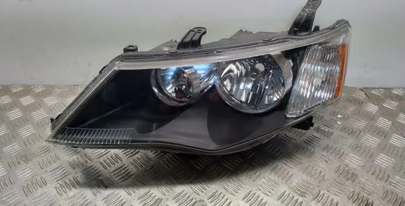 Mitsubishi Outlander Headlight/headlamp P5584L