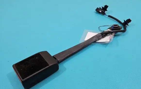 Opel Insignia B Front seatbelt 39238221 IMPRK1467012