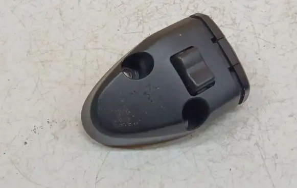Nissan Primera Steering wheel buttons/switches 25552BN800