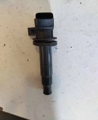 Toyota Corolla E120 E130 High voltage ignition coil 9008019019