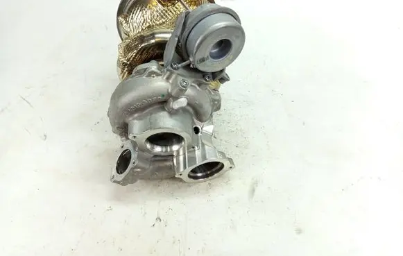 Porsche Cayenne (9Y0 9Y3) Turbo 06M145689AC 06M145A01