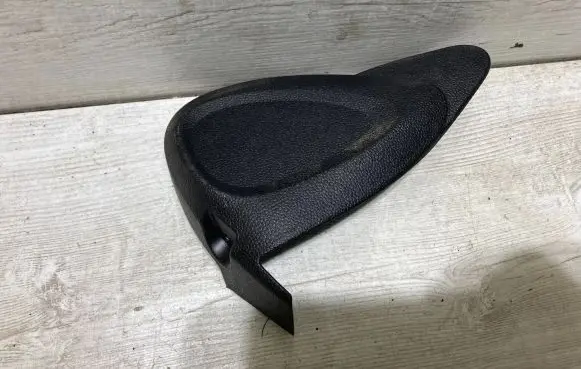 Mini One - Cooper F56 F55 Front door seat control surround trim 7310647