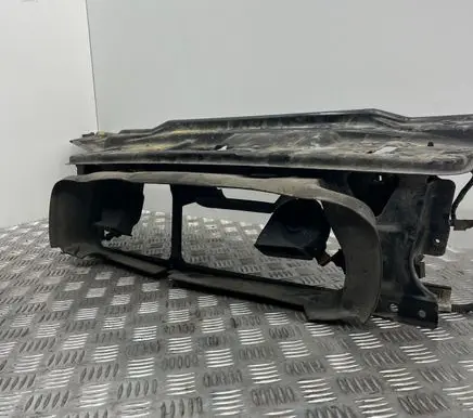 Volvo V70 Top upper radiator support slam panel 9125219 13585 9190725