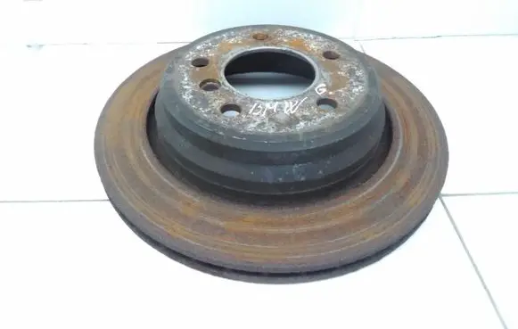 BMW 5 E39 Rear brake disc