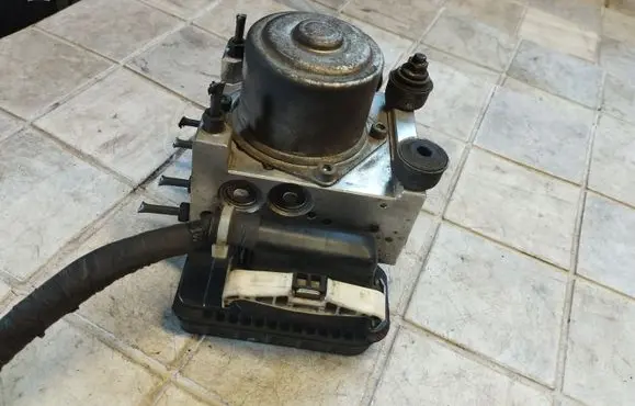 Mazda 6 ABS Pump 4370775 2067442 6216E00065